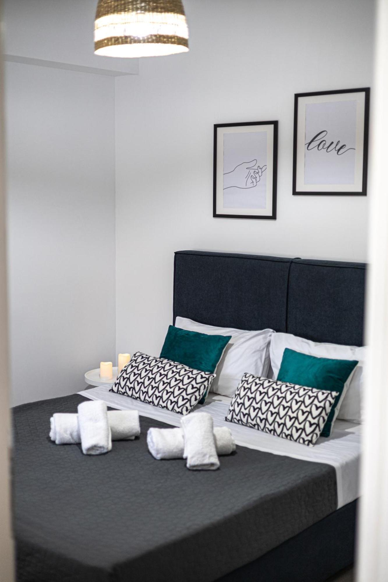 Ammira Mare Apartment Agia Pelagia  Extérieur photo